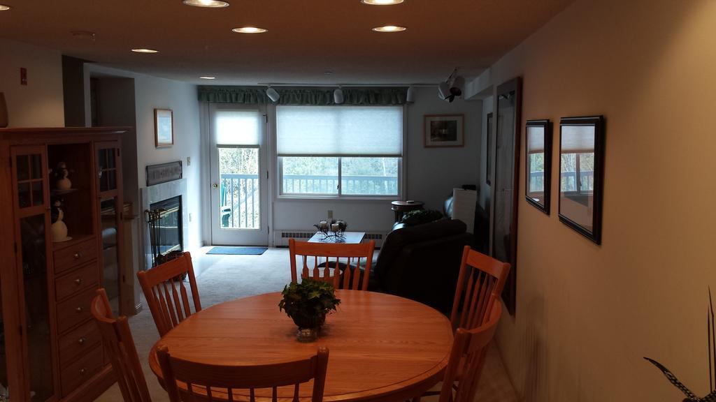 Lovely Townhouse With Views 링컨 외부 사진